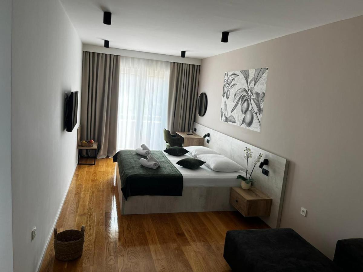 Memori Bed&Breakfast Rab Town Esterno foto