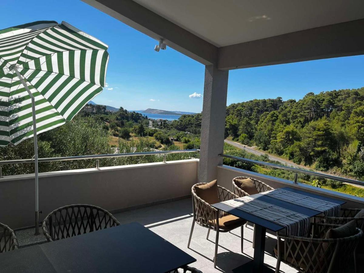 Memori Bed&Breakfast Rab Town Esterno foto