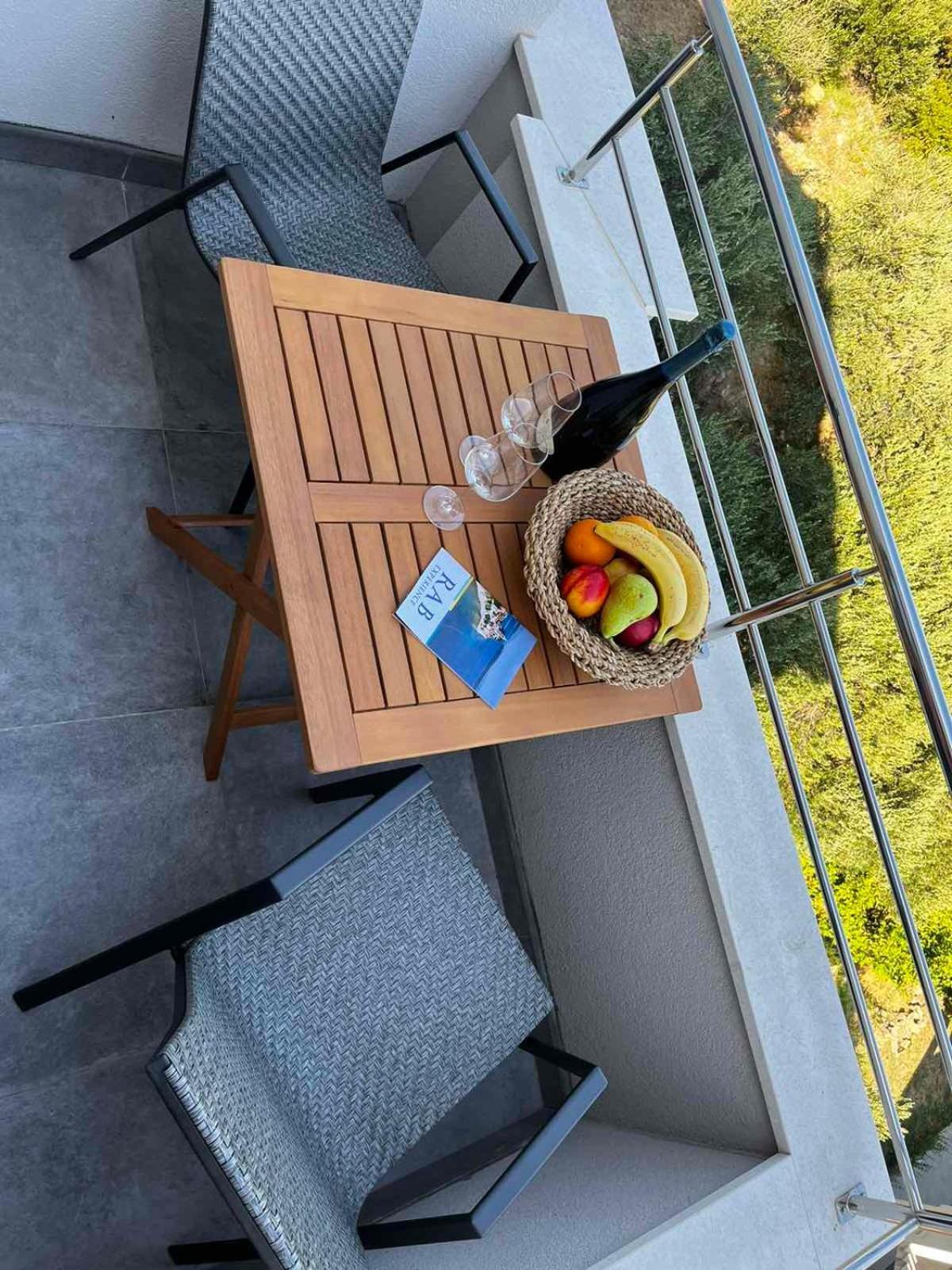 Memori Bed&Breakfast Rab Town Esterno foto