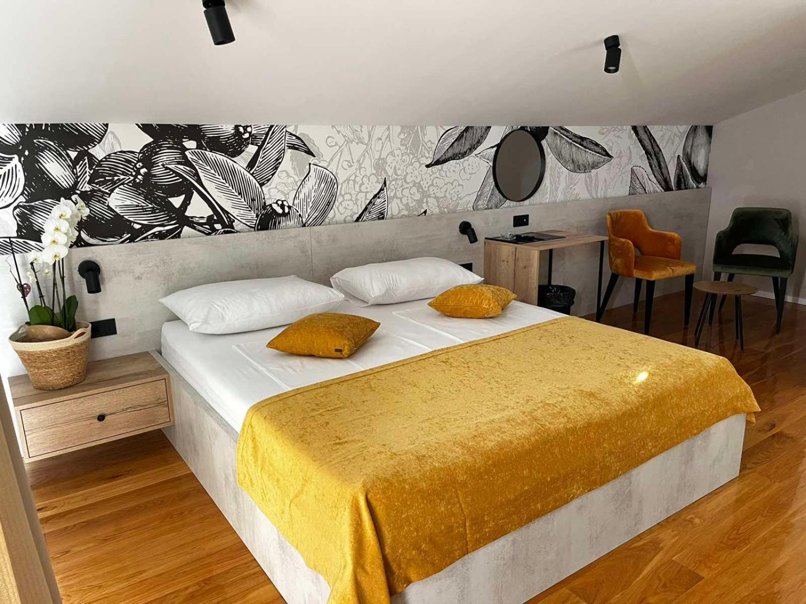 Memori Bed&Breakfast Rab Town Esterno foto