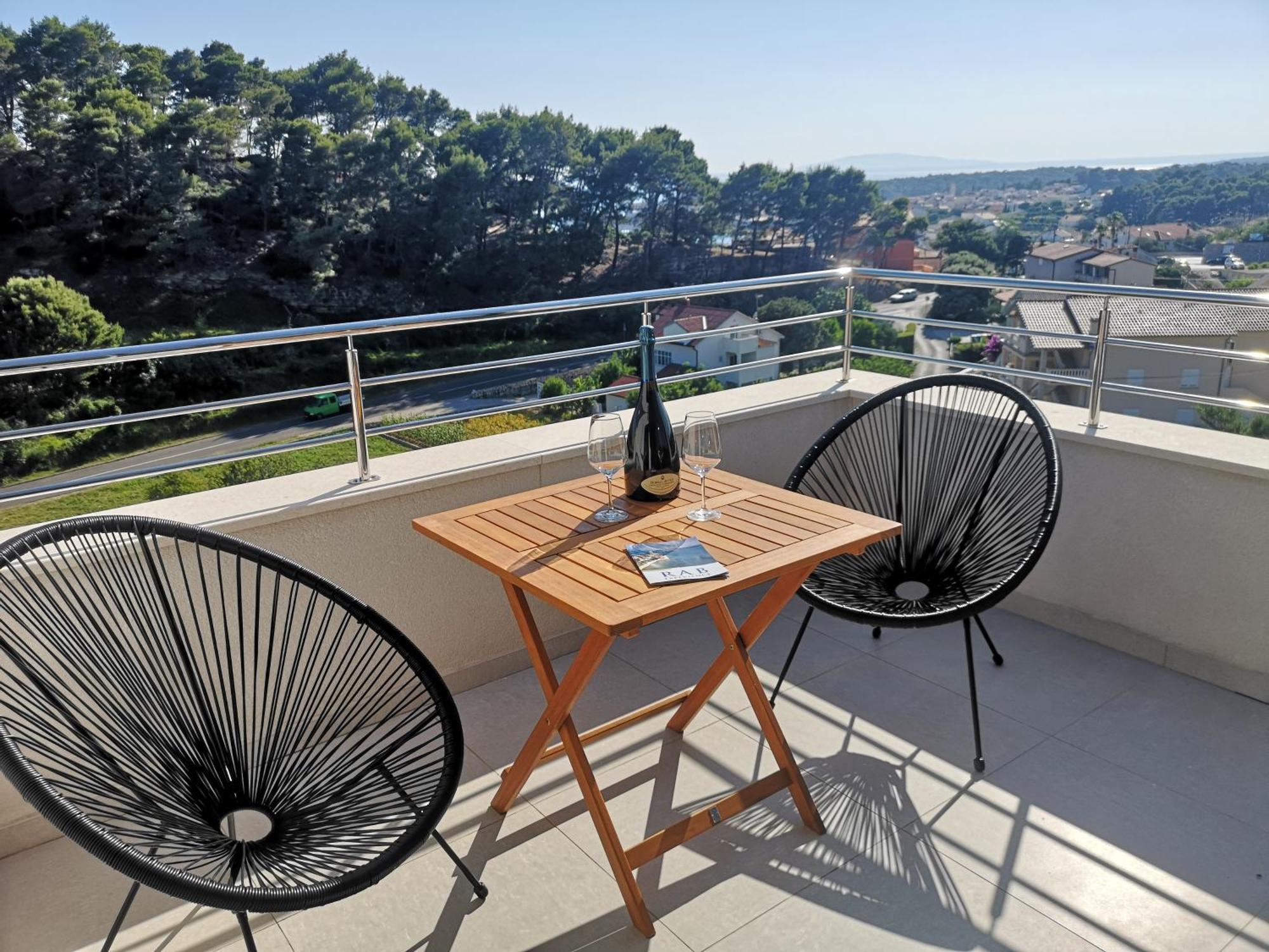 Memori Bed&Breakfast Rab Town Esterno foto
